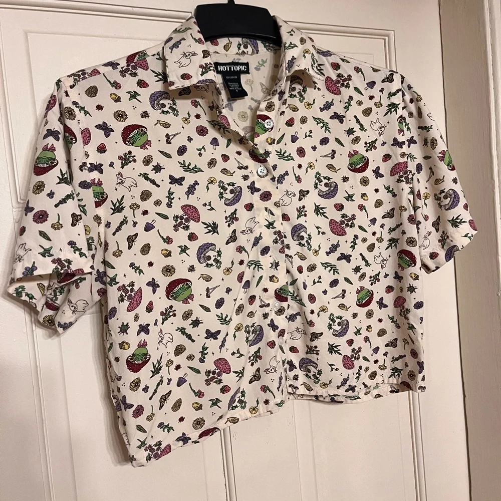 Hot Topic Cottagecore Button Up Crop Top - Picture 1 of 4